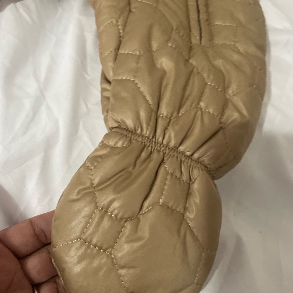 UGG Tan Quilted Kids Footie - Picture 11 of 16
